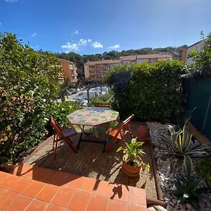 Appartement Charmant Studio Costebelle Proche Gare, Terrasse Et Parking Gratuit, Hyères